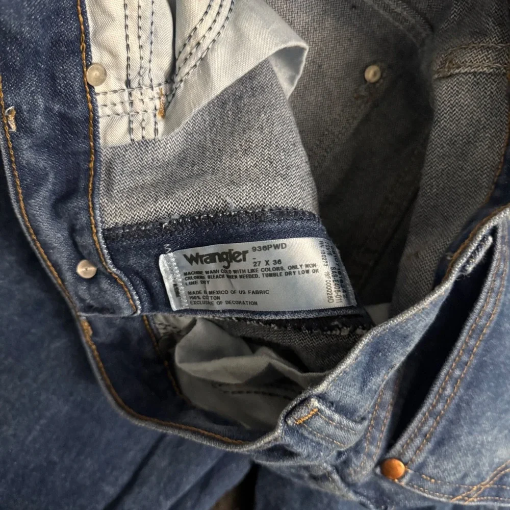 Wrangler men 27x36